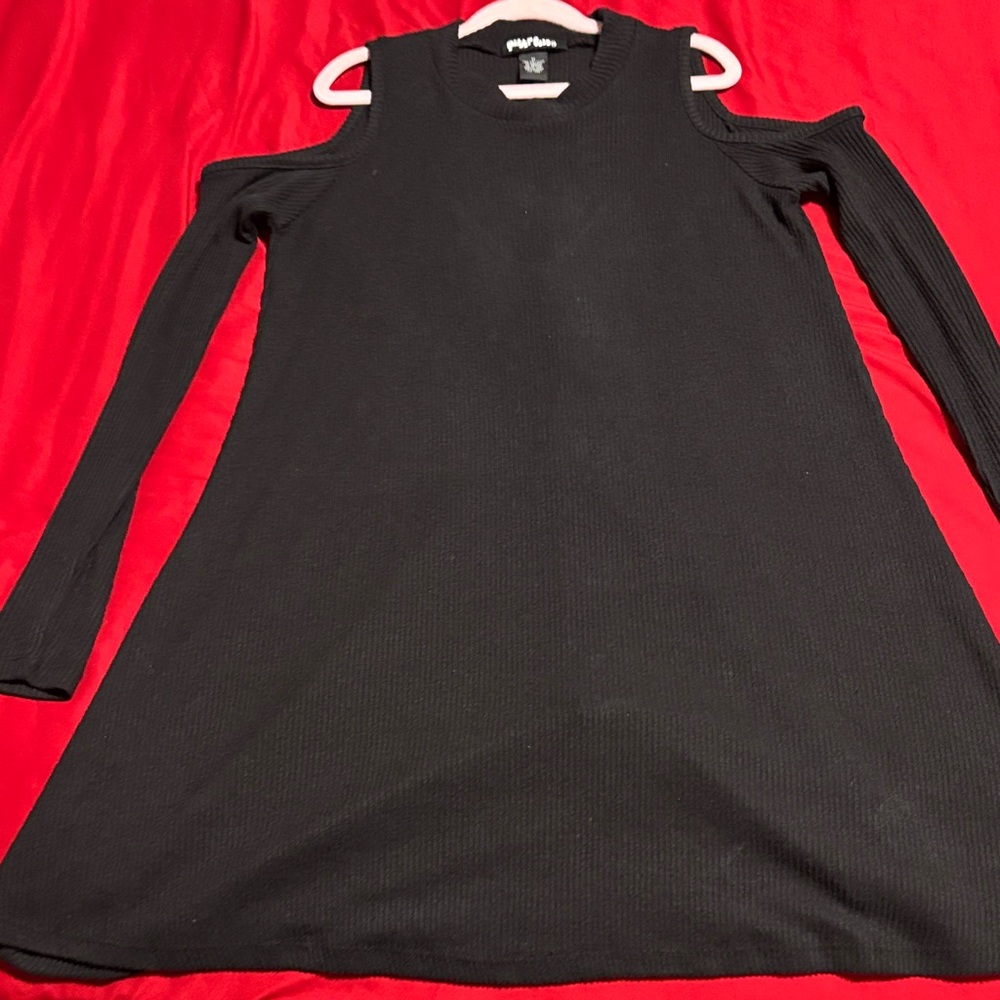 Stylish Black Cold Shoulder Long Sleeve Dress